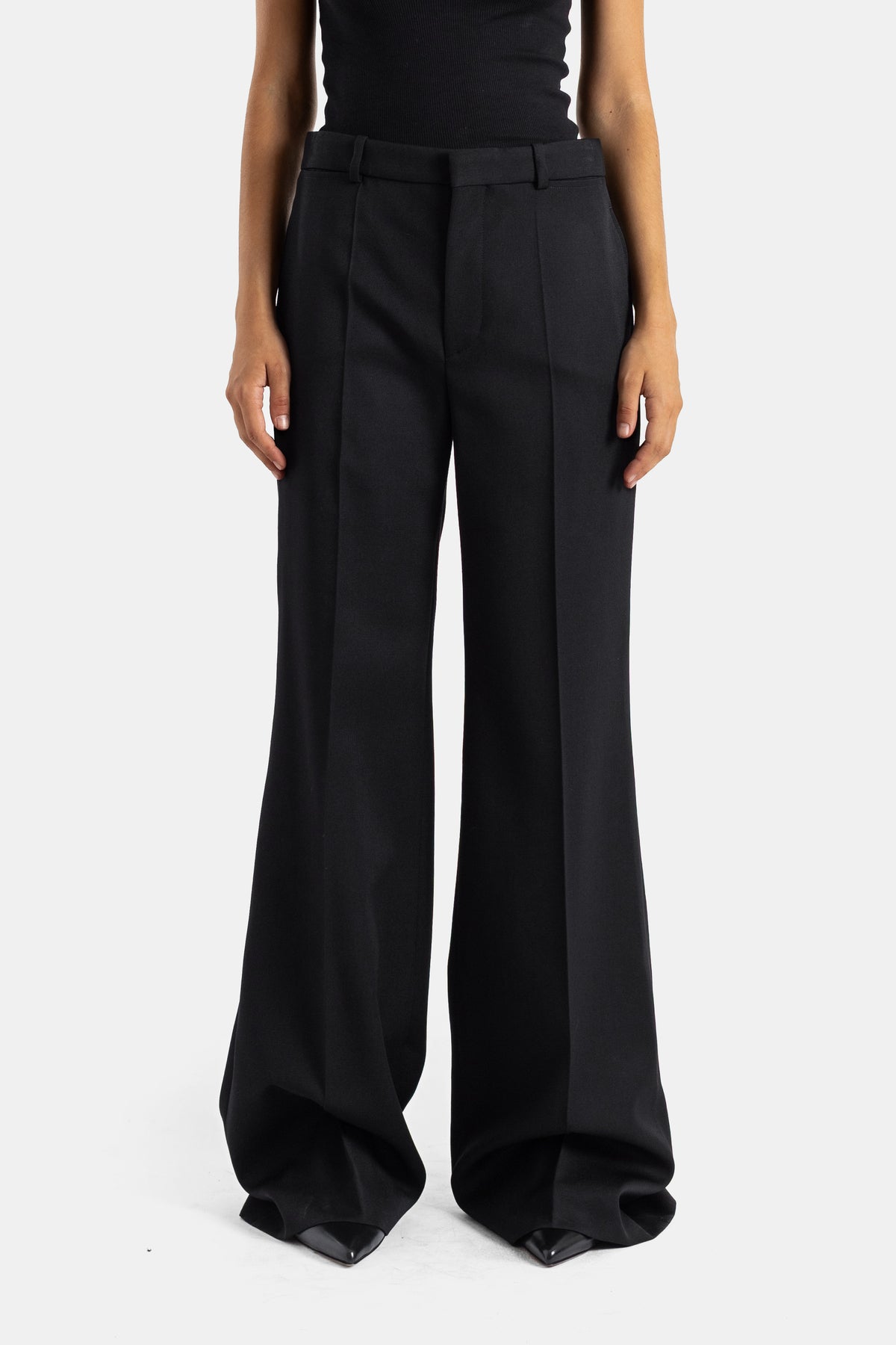 Chloé pantalon tailleur évasé taille haute en laine grain de poudre noir, coupe wide-leg à plis