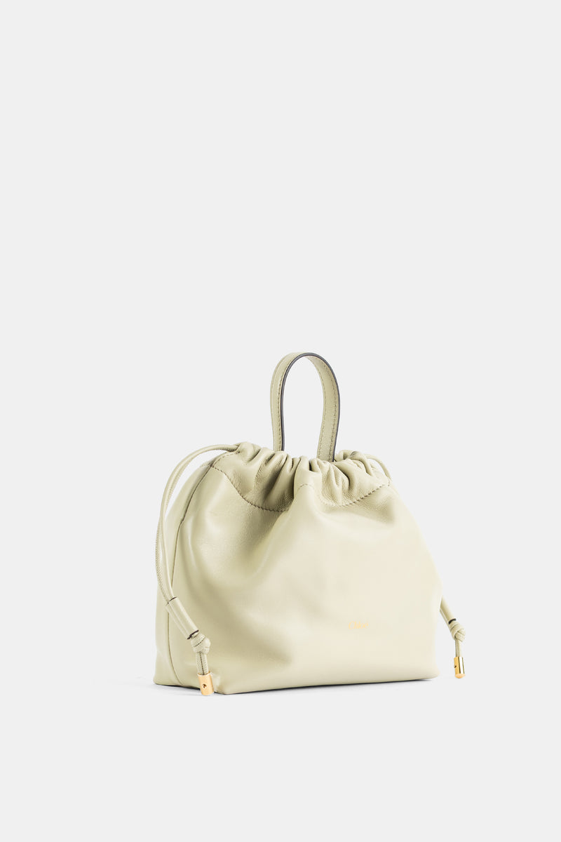 Chloé sac Icons nappa agneau jade gris vue trois quarts, fermeture coulissante et détails métal doré