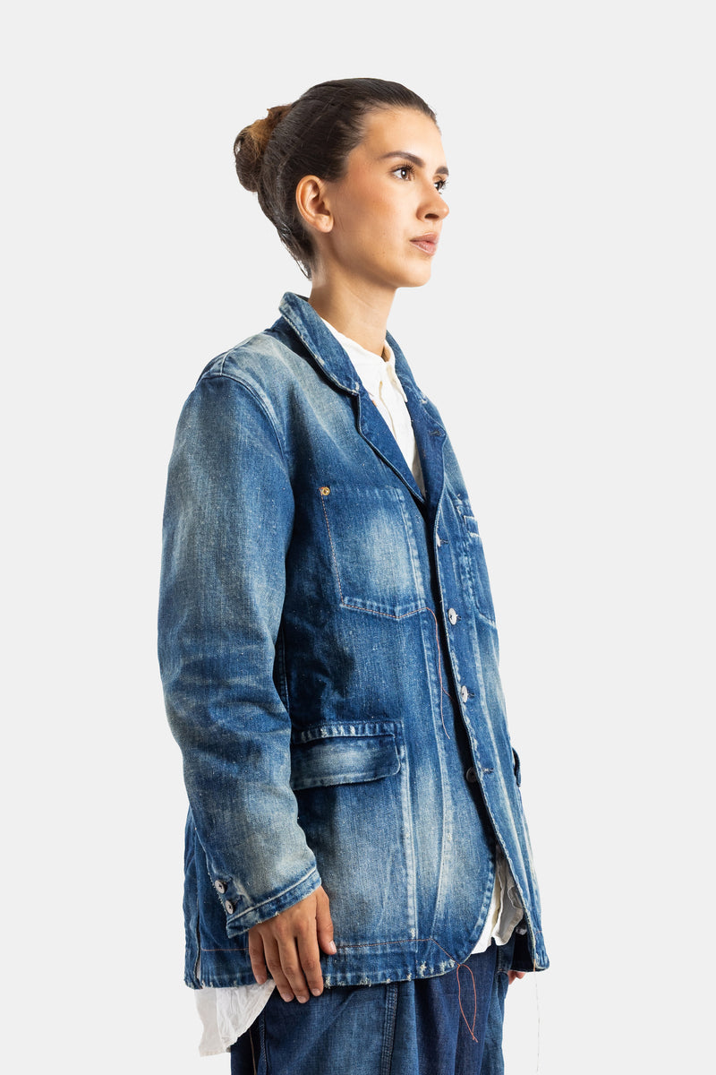 Cottle veste denim indigo usé profil femme silhouette structurée blanc chemise dessous finitions vintage