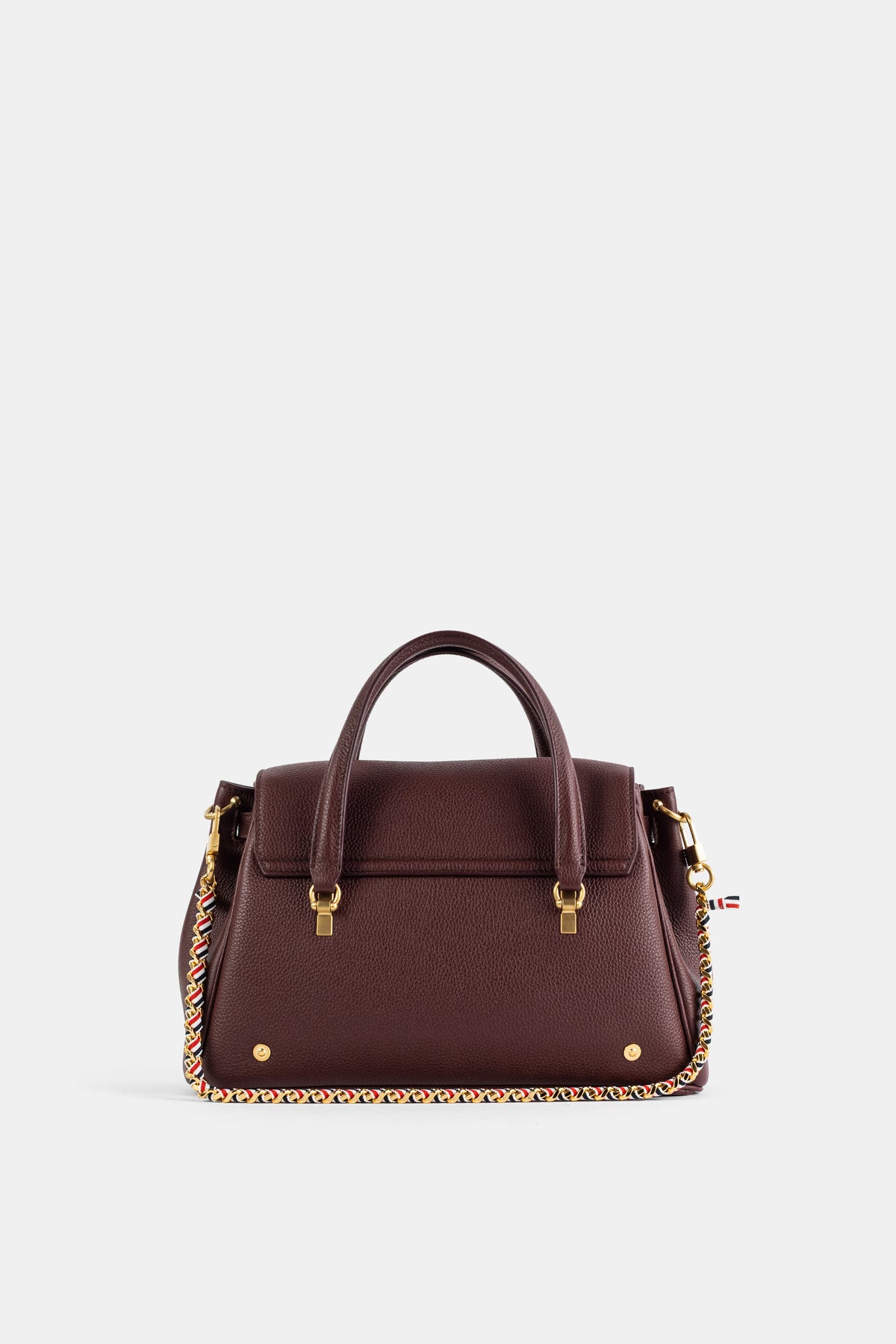 Thom Browne sac Bolton bordeaux dos lisse avec bandoulière chaîne dorée et ruban tricolore rouge blanc bleu