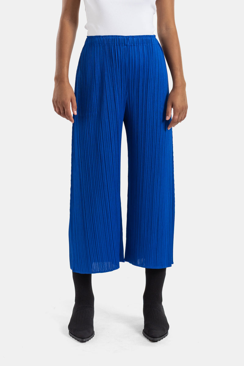 Pantalón ancho plisado de Pleats Please Issey Miyake estilo culotte azul eléctrico con cintura elástica