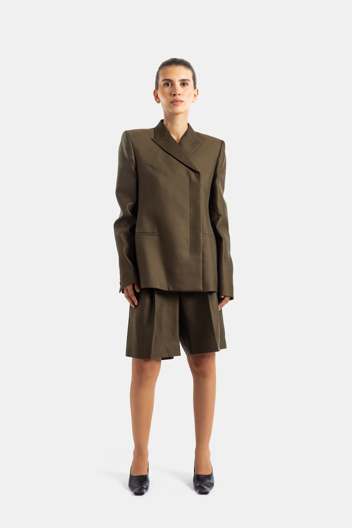 Khaite ensemble Silvannah femme blazer et short assortis en lainage kaki militaire coupe moderne