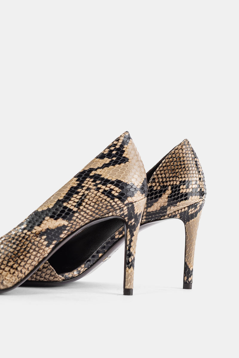 Khaite Jett 85 vue arrière talons aiguilles, cuir python bicolore taupe, contrefort et tige écaillée