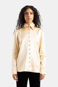 Camisa Ivy de satén champán con botones dorados - US 4