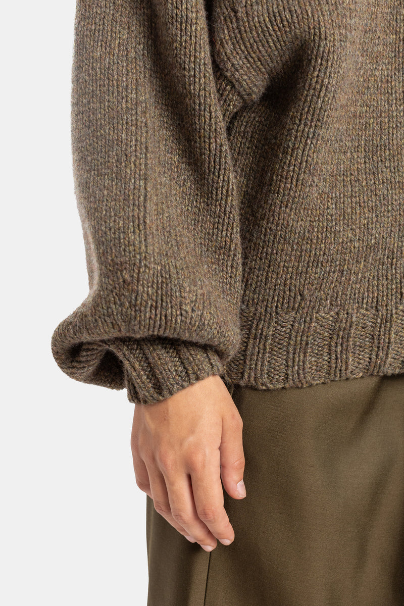 Khaite pull Gemma zoom poignet manchette côtelée cachemire chiné kaki maille épaisse oversize