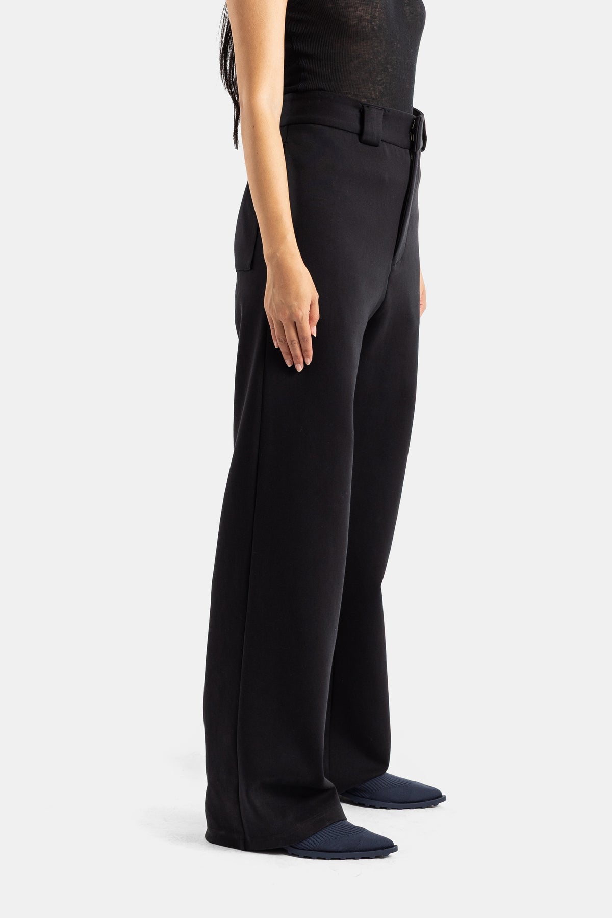 Pantalon droit en jersey noir taille haute