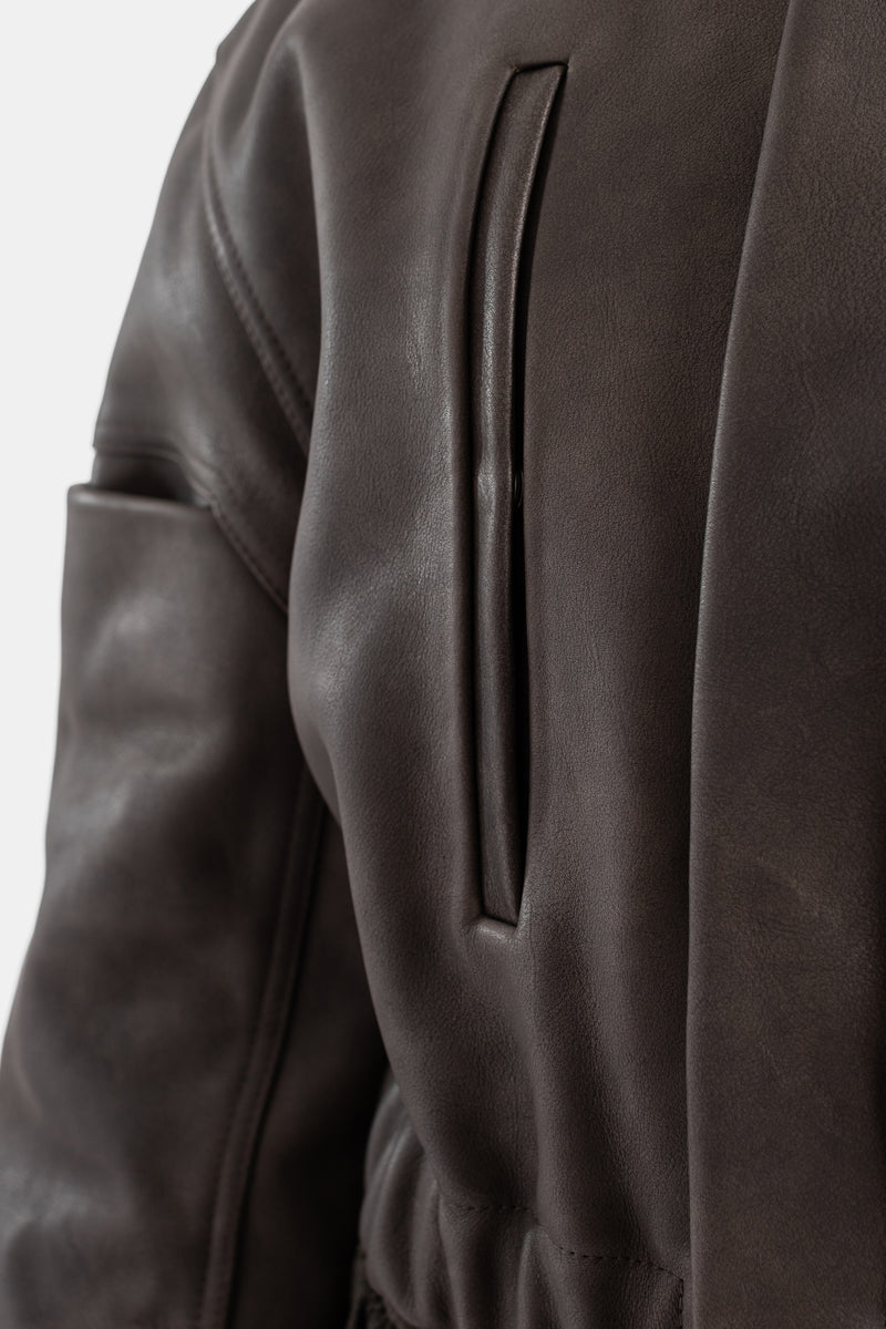 Cazadora bomber Rick Owens de cuero marrón bolsillo vertical ojal detalle lateral acabado liso mujer