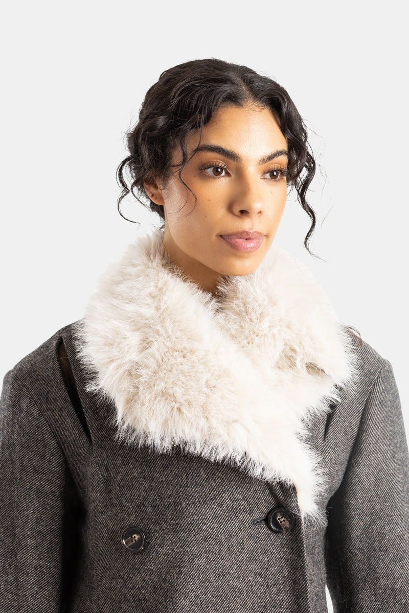 Simone Rocha women's grey flecked wool coat with cream fur collar, close-up on the double-breasted bust.