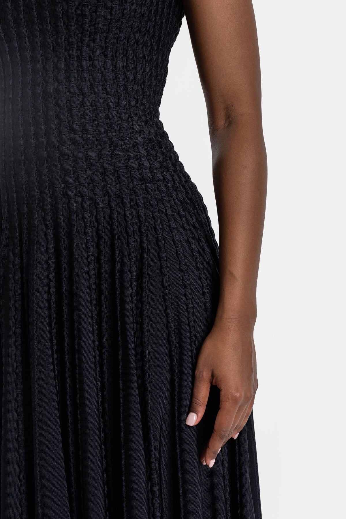 Robe évasée plissée noire