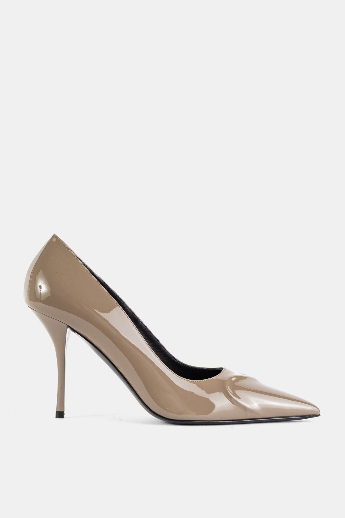 Maison Alaïa taupe patent 90mm heart cut-out pointed toe stiletto heel glazed patent FW25