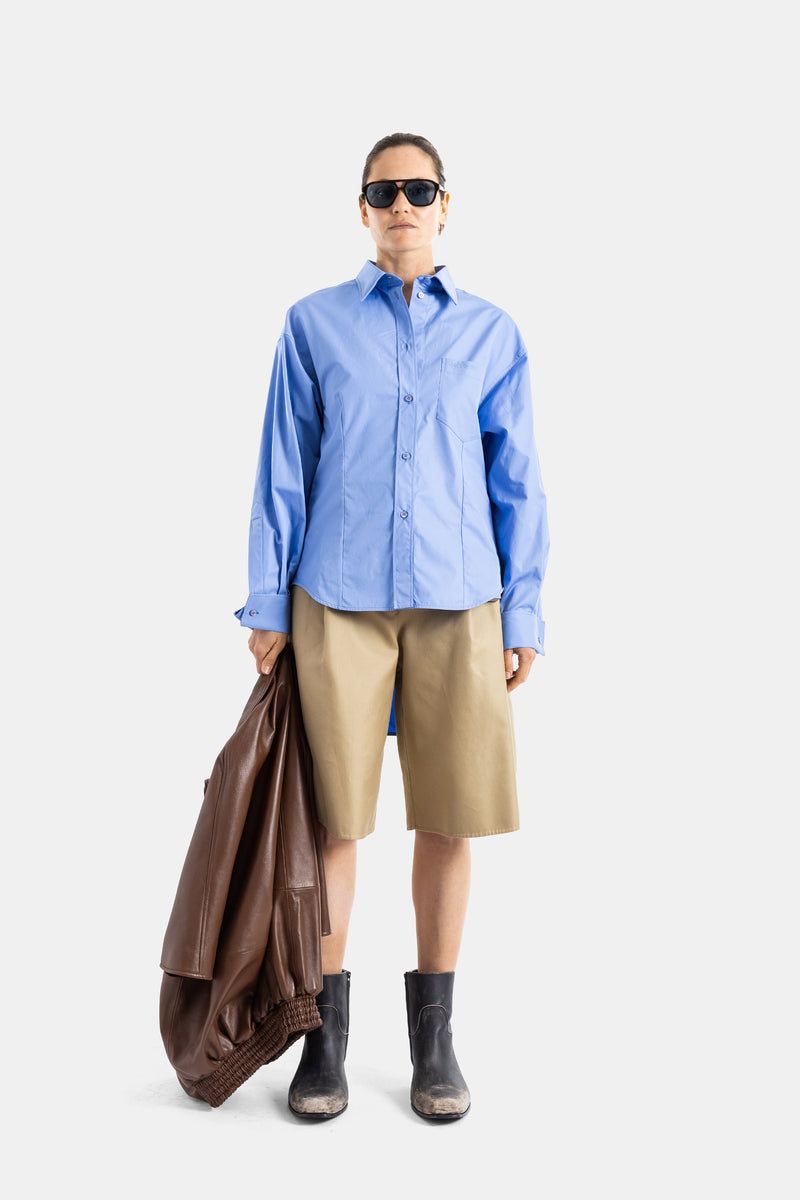 Chemise classique en coton bleu clair