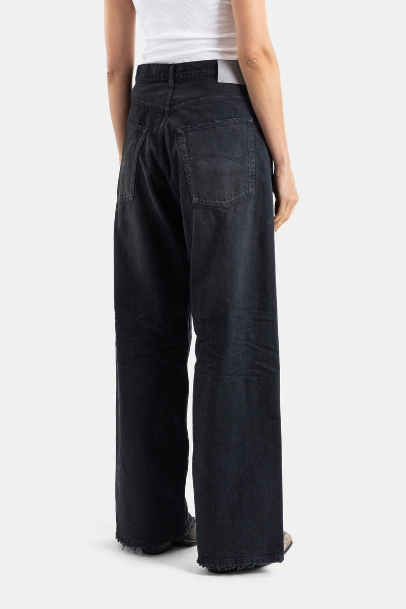 Weite Jeans aus schwarzem japanischem Denim