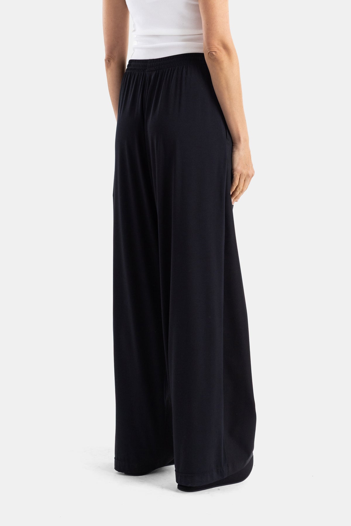 Black Wide-Leg Tailored Trousers
