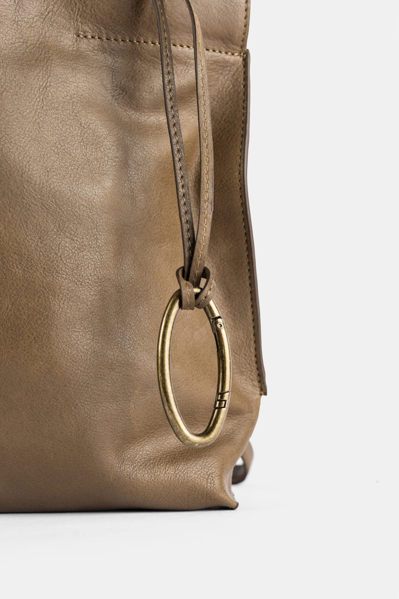 Matte S Shopper in khaki matte leather
