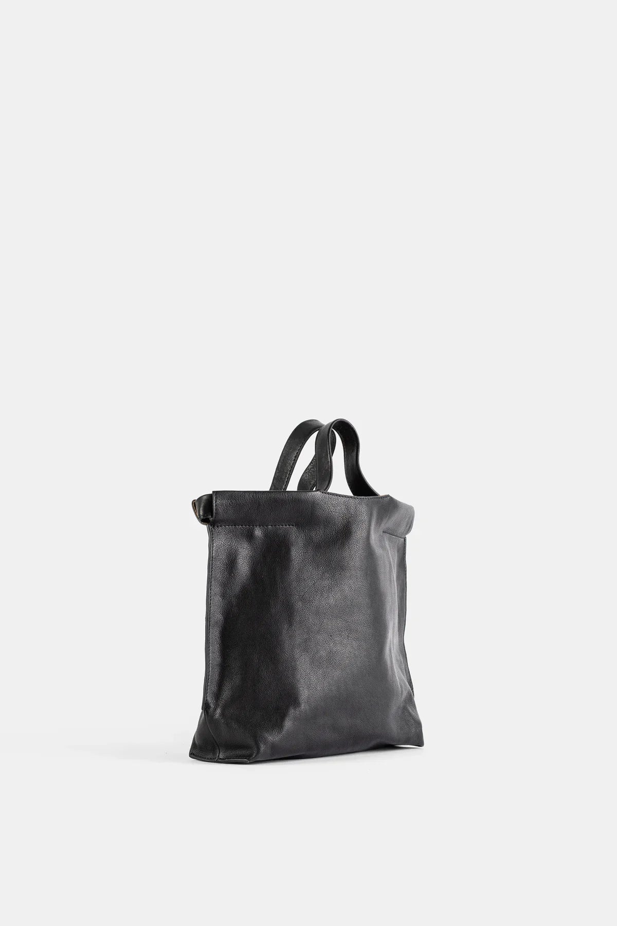 Petit Shopper S em Couro Preto Mate