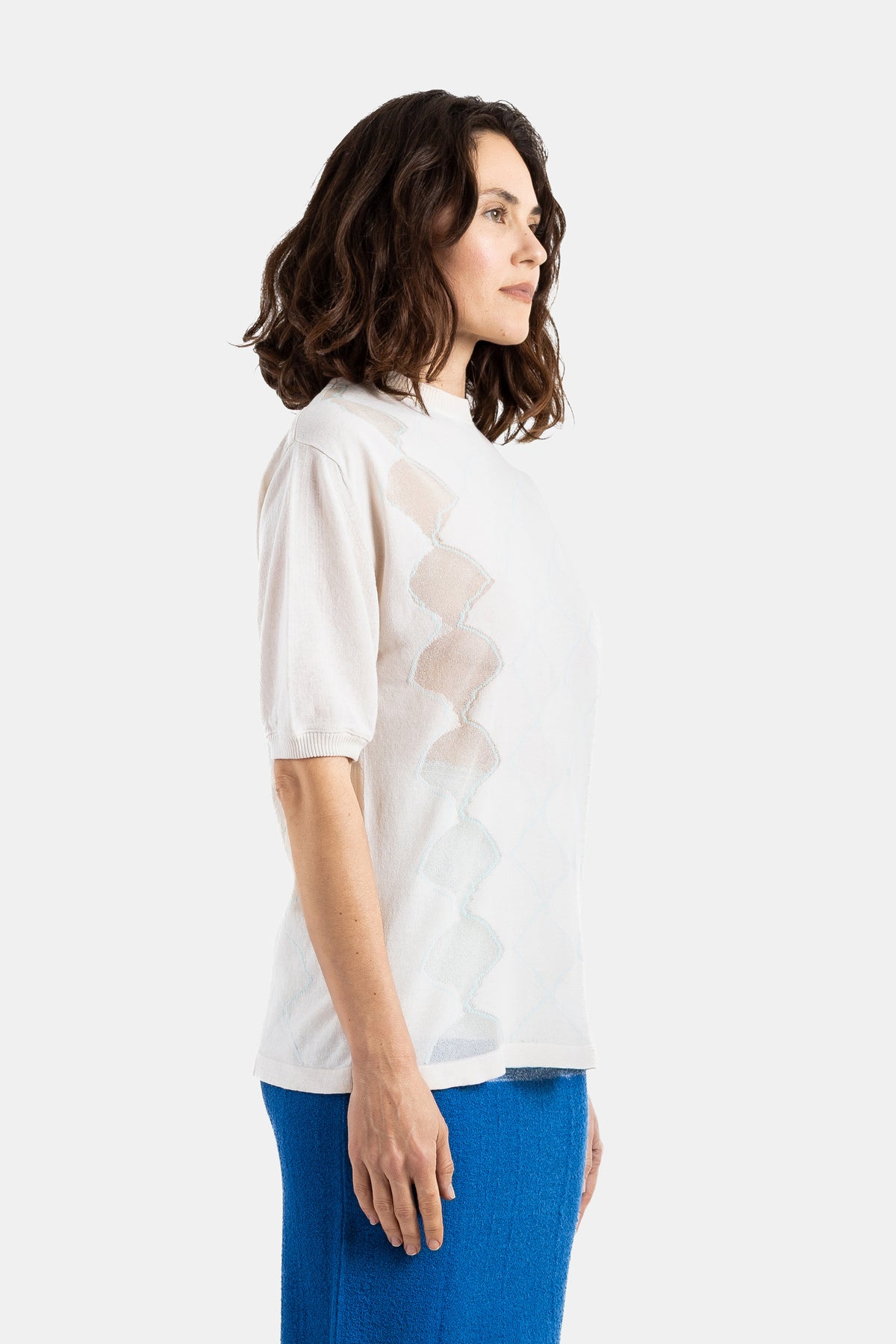 Seashell Argyle Jacquard T-Shirt with Shell Motif in Ecru