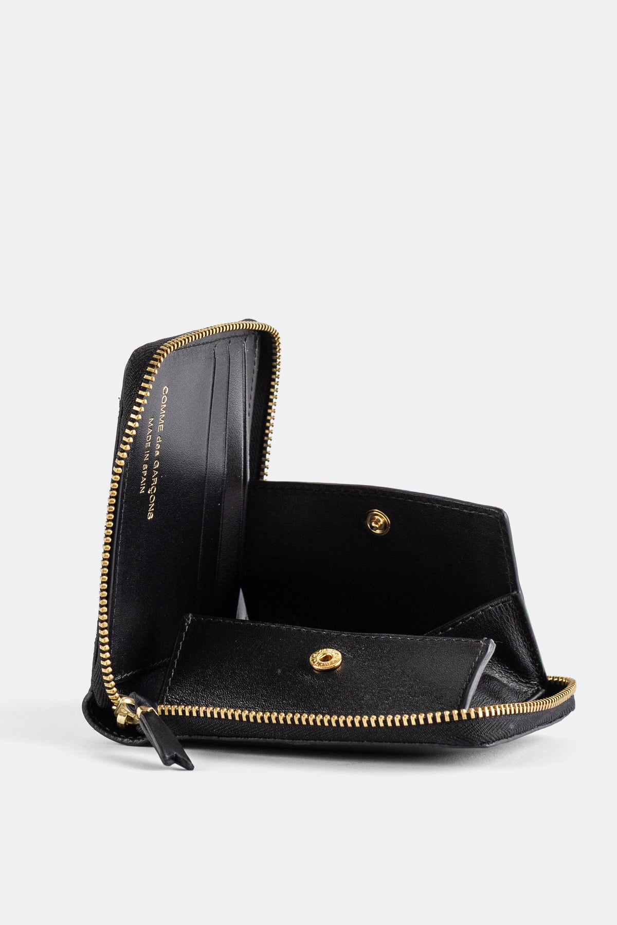 Portefeuille Carré Zippé en Cuir Noir