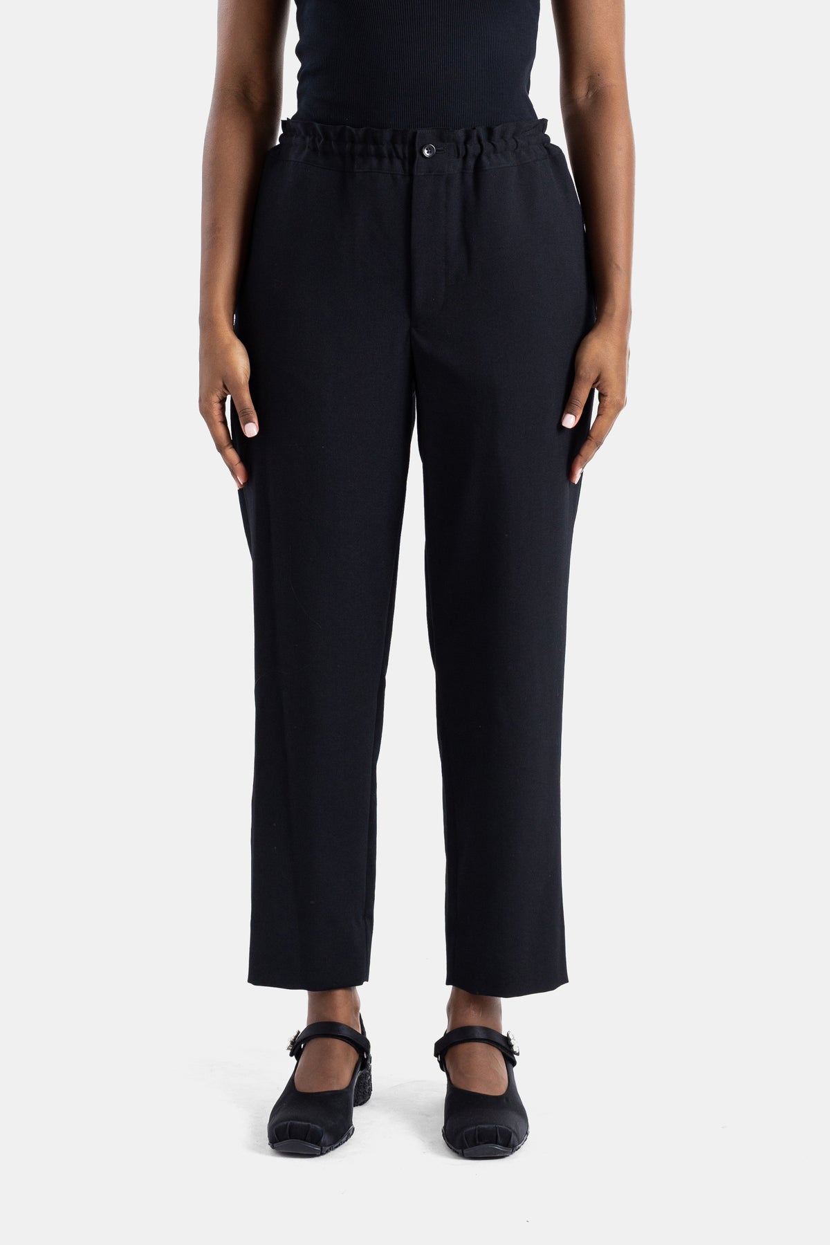 Comme des Garçons black straight-leg gathered-waist elasticated tapered trousers FW25 women