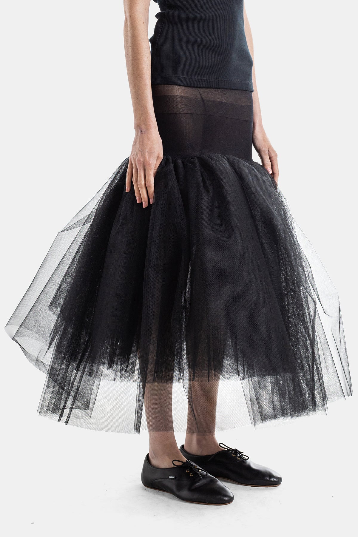Black pleated long skirt