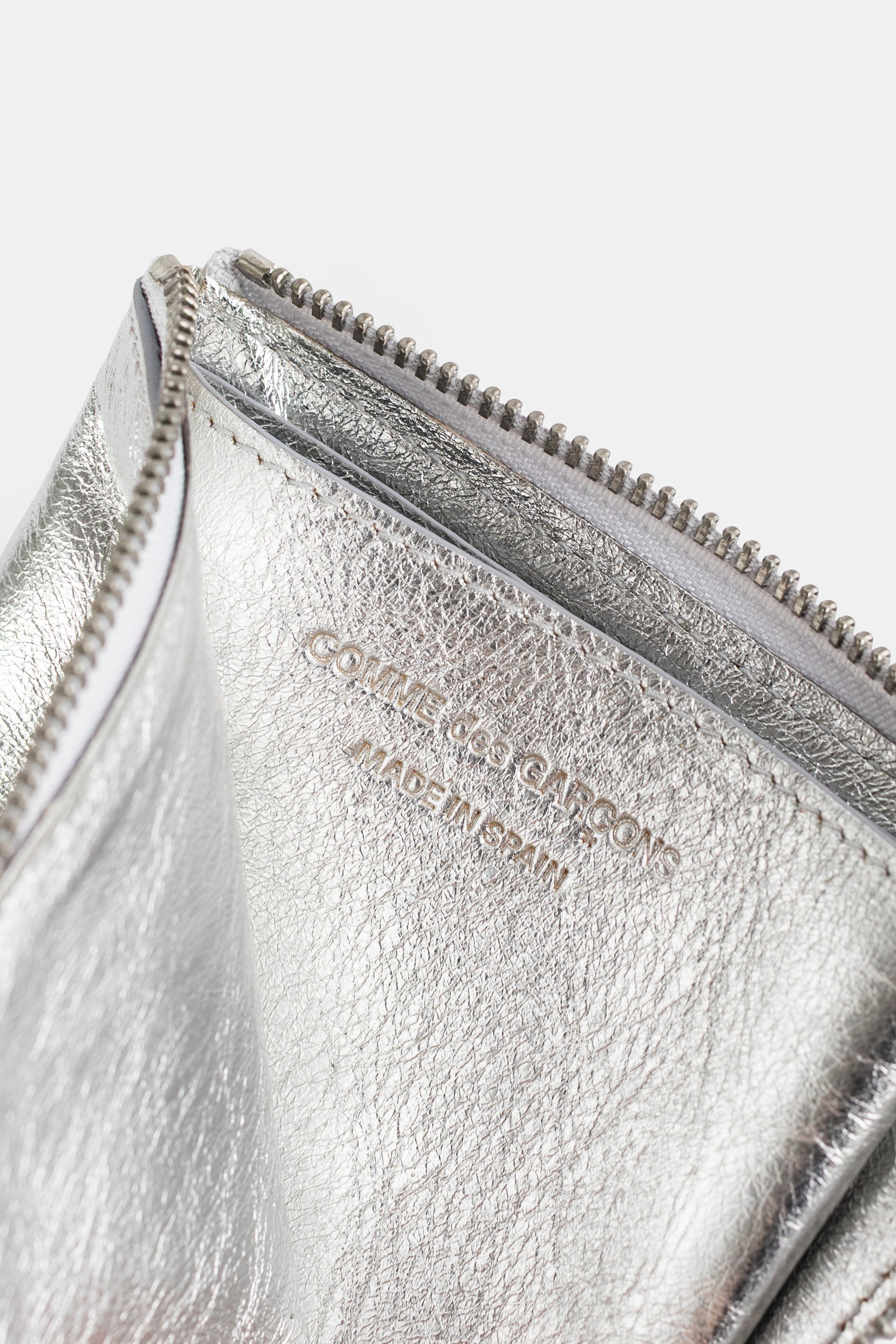 Comme des Garçons Wallet L-ジップ メタリックシルバー ウォレット