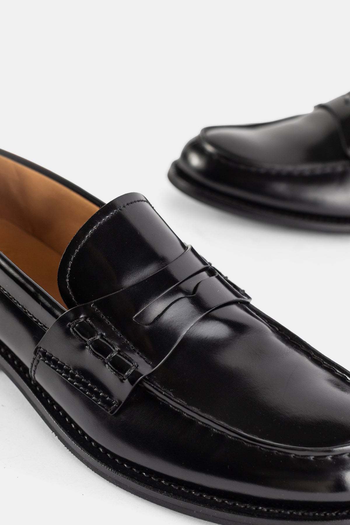 Pembrey W5 Penny Loafer Polished Fumè Calfskin Black