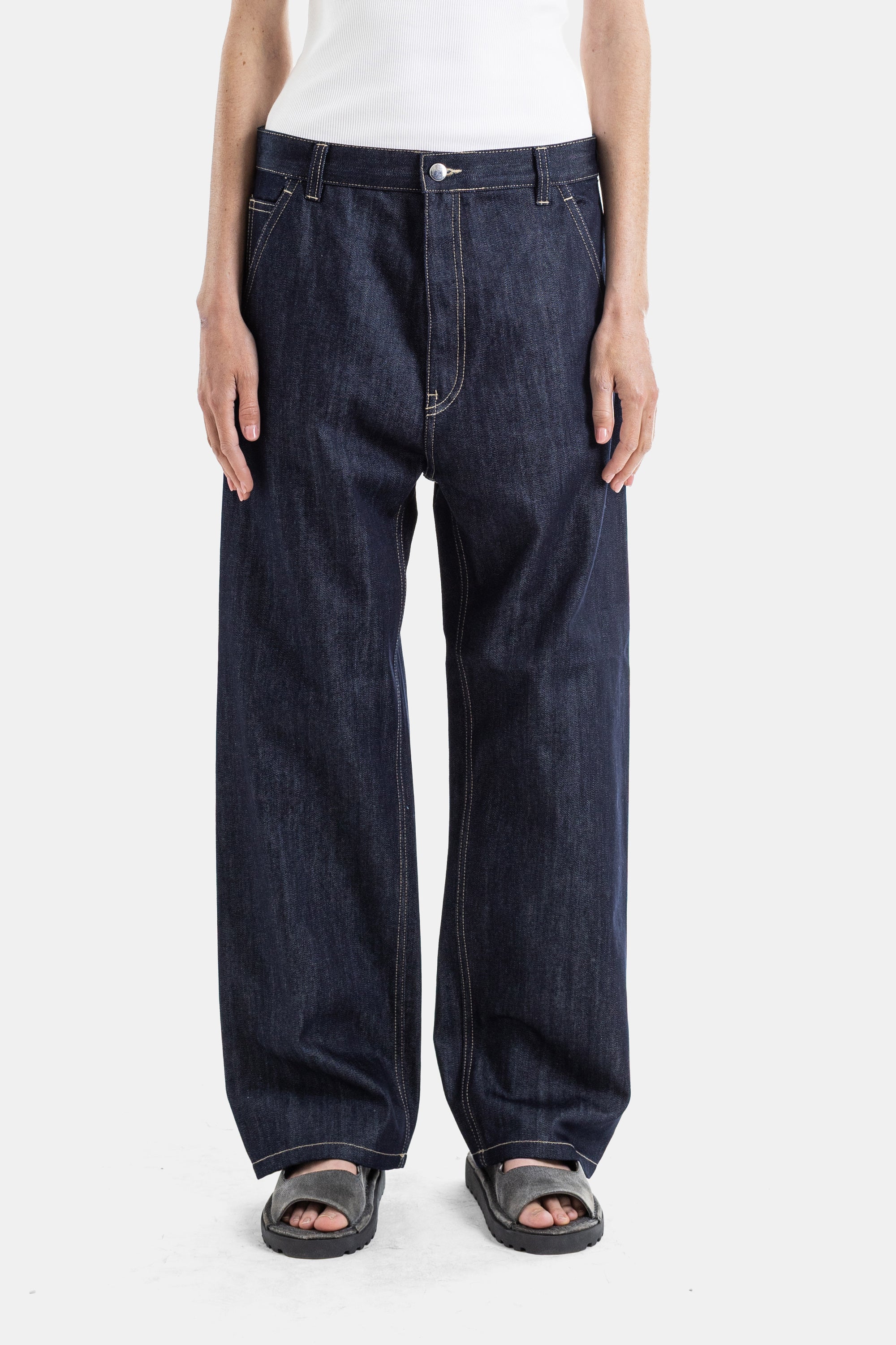 Pasay Raw Indigo Loose Denim Jeans Ivory Topstitching Sofie d