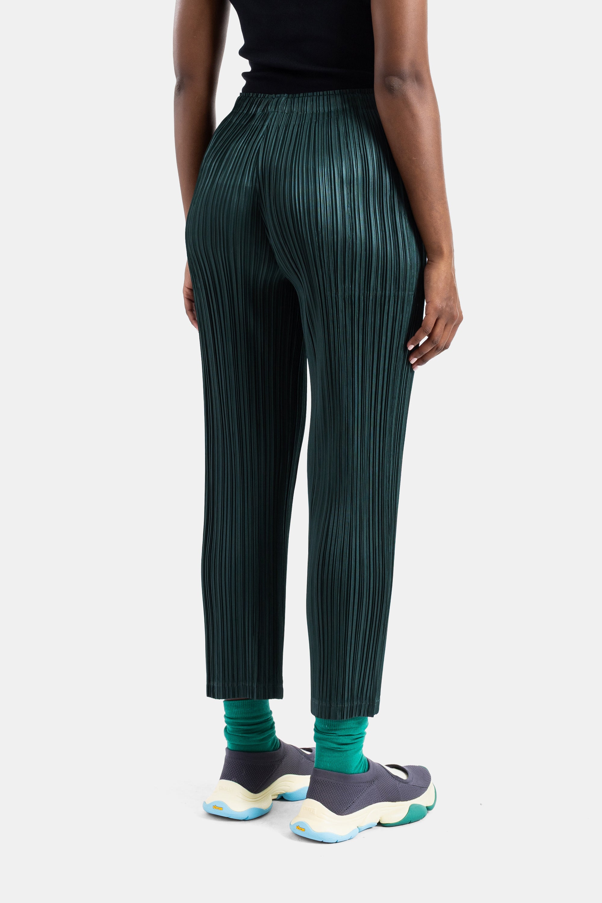 イッセイミヤケ　プリーツプリーズ　THICKER ボトムス　4 Thicker Bottoms 2 プリーツ ファーグリーン パンツ プリーツ プリーズ