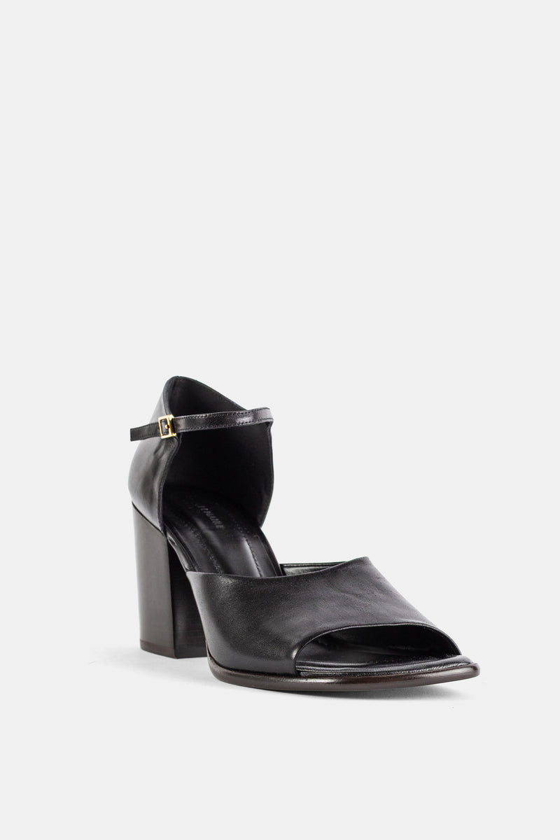 Sandale à talon bloc en cuir végétal brillant Square Heeled 80 noir