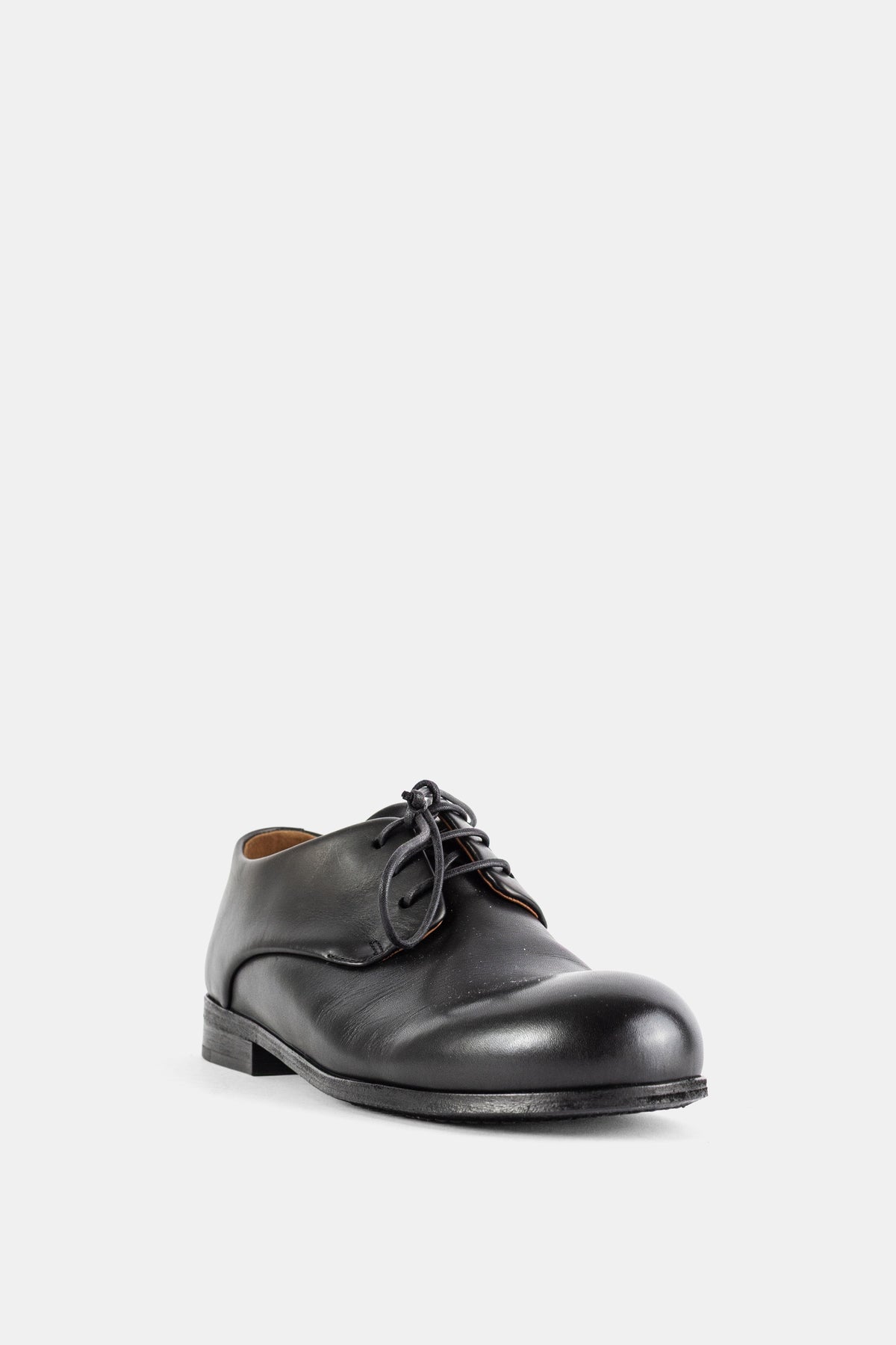 Derbies Capozucca em Couro Liso Preto