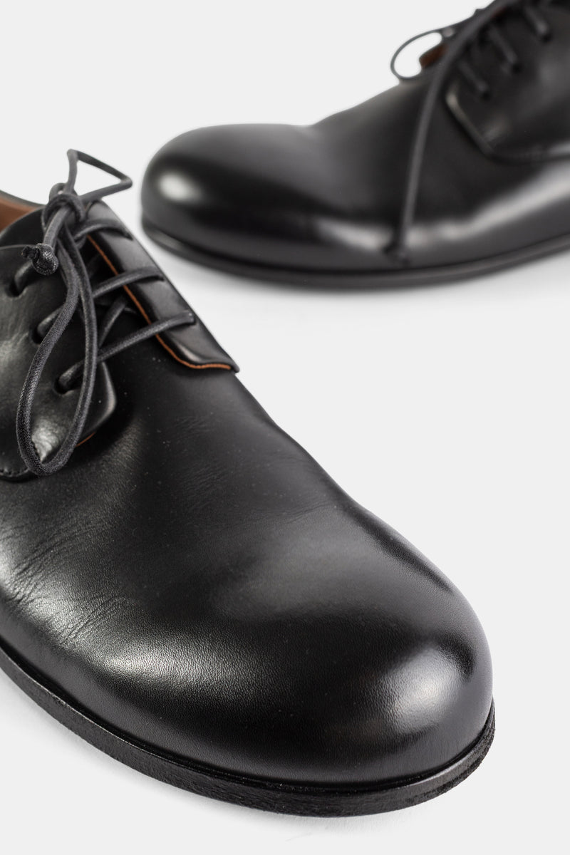 Derbies Capozucca em Couro Liso Preto