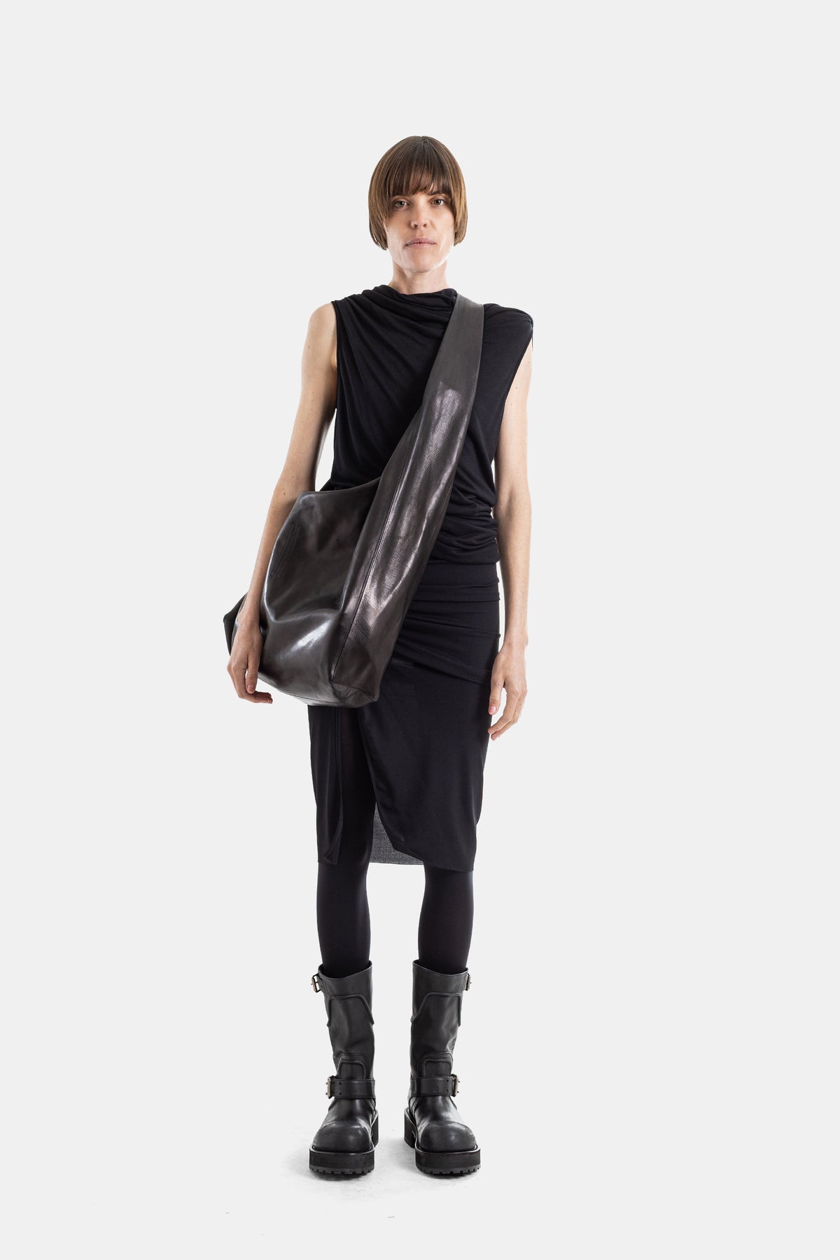 Edfu Black Knee-Length Skirt
