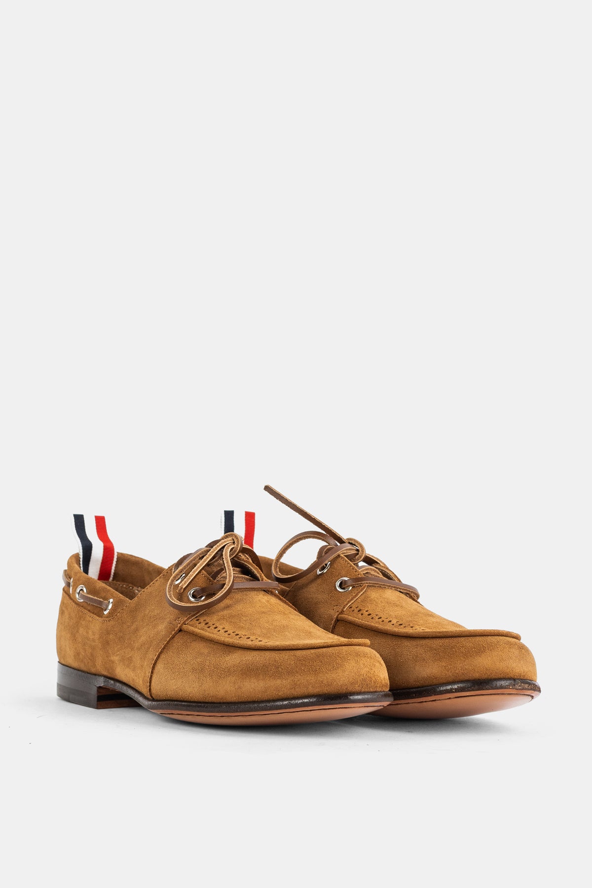 Chaussure bateau en daim de veau